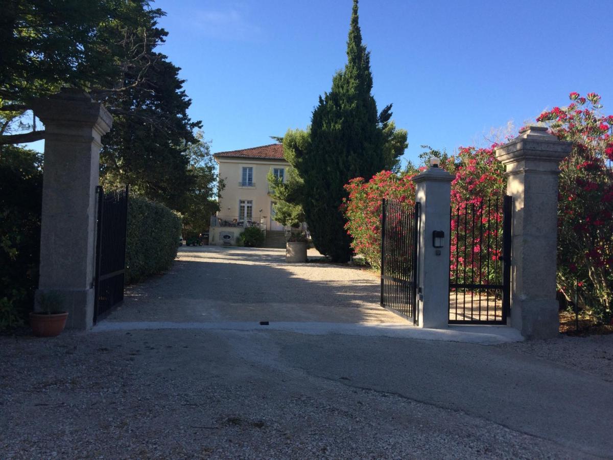 ケランヌ Castel Mireio Bed & Breakfast エクステリア 写真