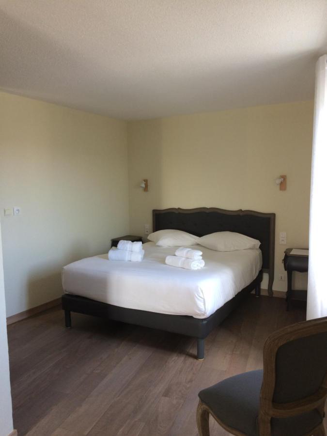 ケランヌ Castel Mireio Bed & Breakfast エクステリア 写真