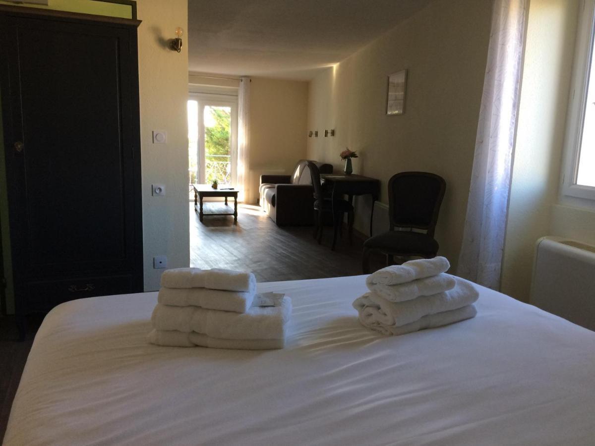 ケランヌ Castel Mireio Bed & Breakfast エクステリア 写真
