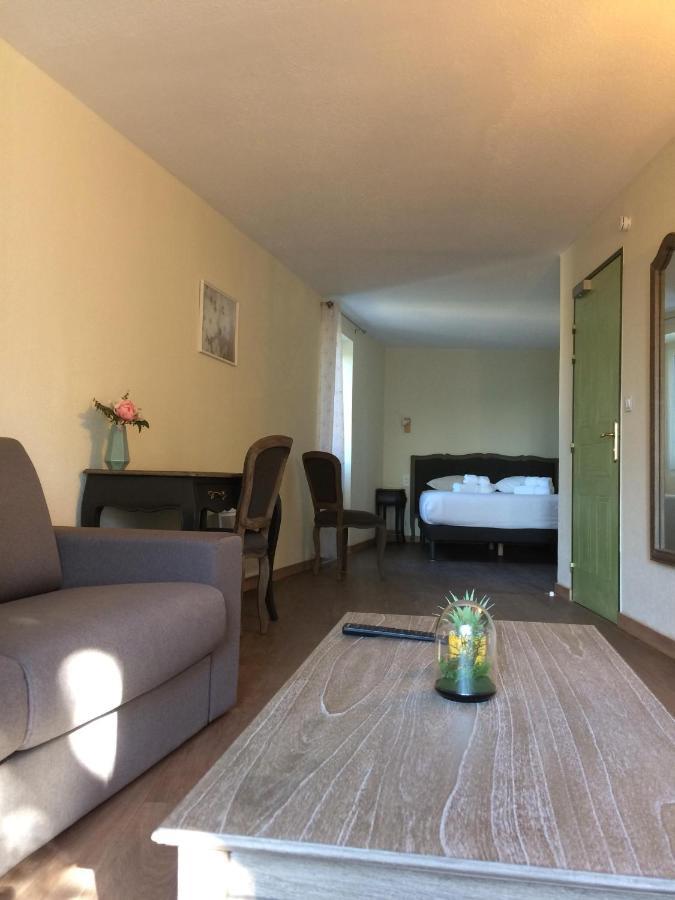 ケランヌ Castel Mireio Bed & Breakfast エクステリア 写真