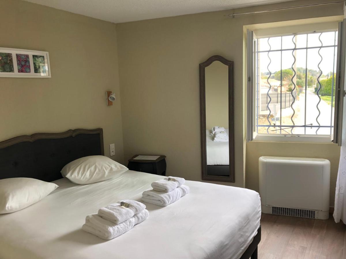 ケランヌ Castel Mireio Bed & Breakfast エクステリア 写真