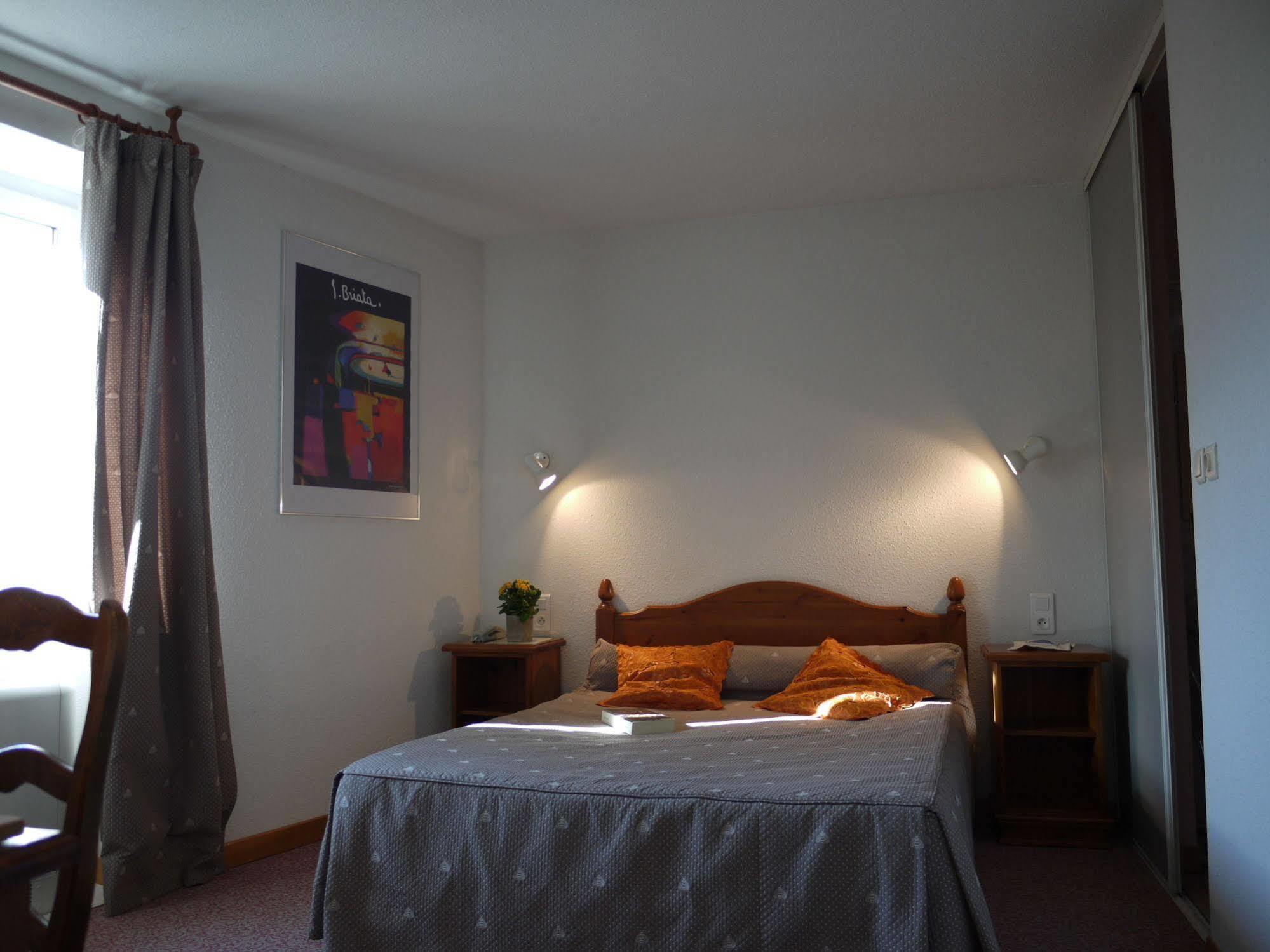 ケランヌ Castel Mireio Bed & Breakfast エクステリア 写真